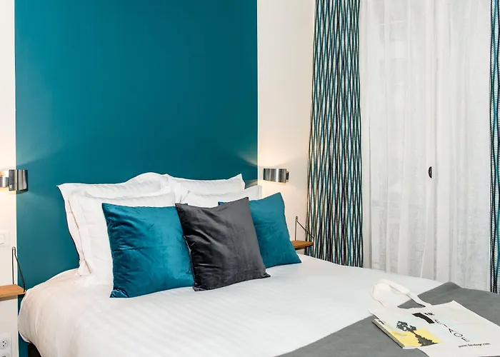 1er Etage Sopi-montmartre Hotel 3*