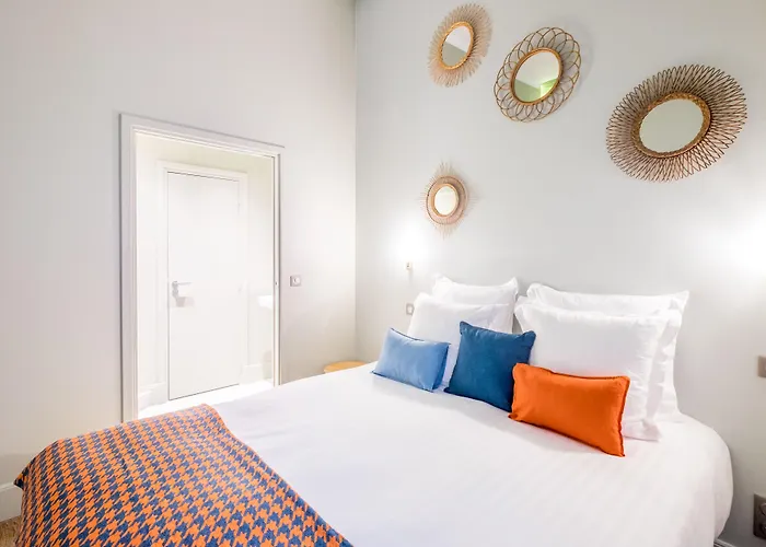 1er Etage Sopi-montmartre 3* Paris