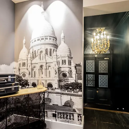 1er Etage Sopi-montmartre 3* Paříž