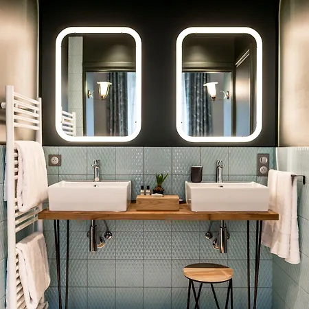 Hotel 1er Etage Sopi-montmartre 3*