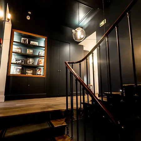 1er Etage Sopi-montmartre Hotel 3*