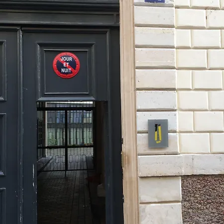 1er Etage Sopi-montmartre Hotel