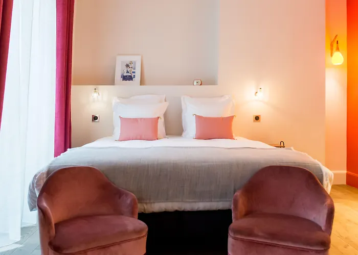 1er Etage Sopi-montmartre 3* Paris
