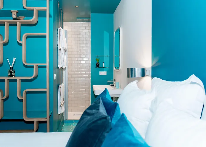 1er Etage Sopi-montmartre 3* Paris