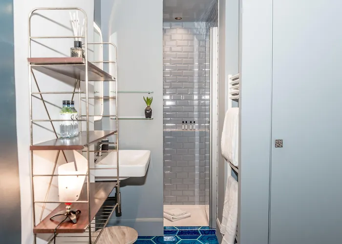 1er Etage Sopi-montmartre 3*